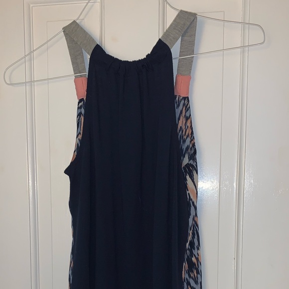 Small Patterned Tank - Picture 3 of 3